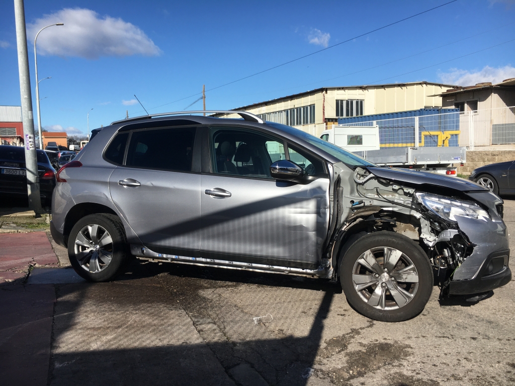 PEUGEOT 2008 1.6 HDI 100CV