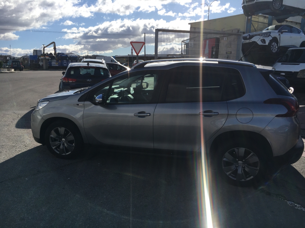PEUGEOT 2008 1.6 HDI 100CV