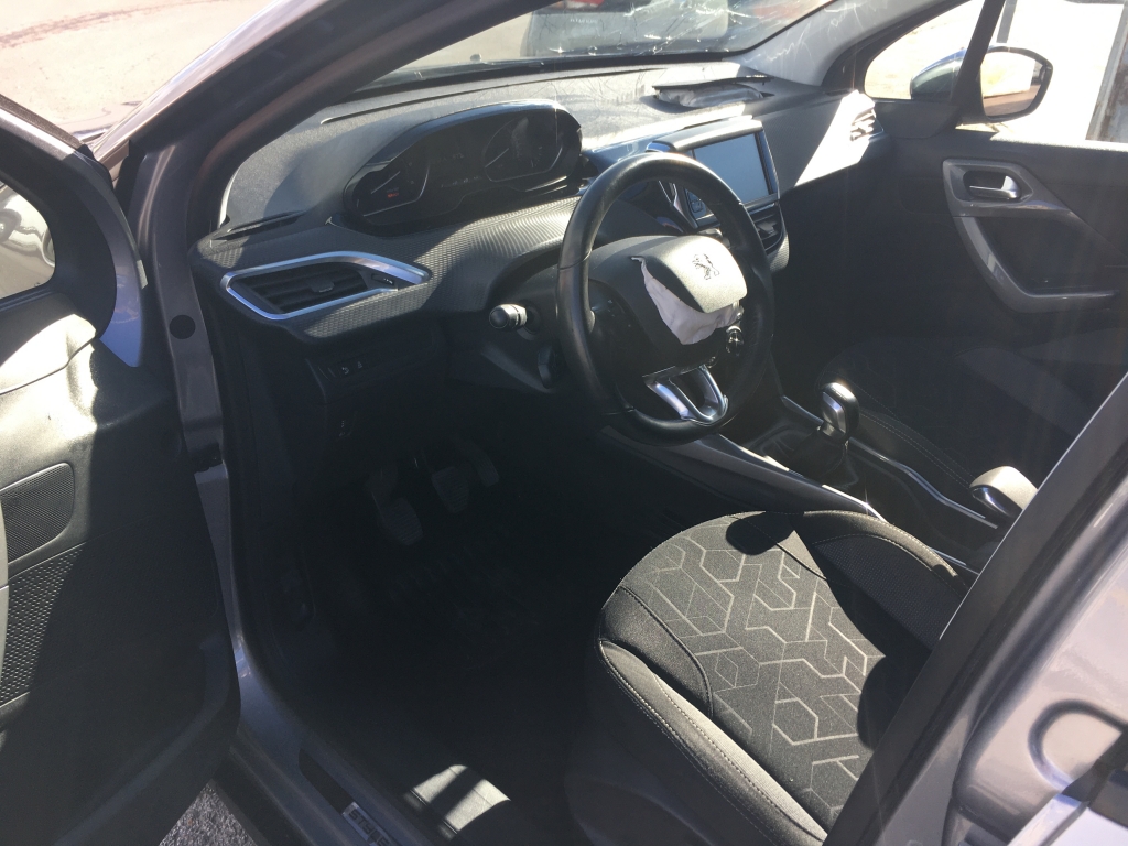 PEUGEOT 2008 1.6 HDI 100CV