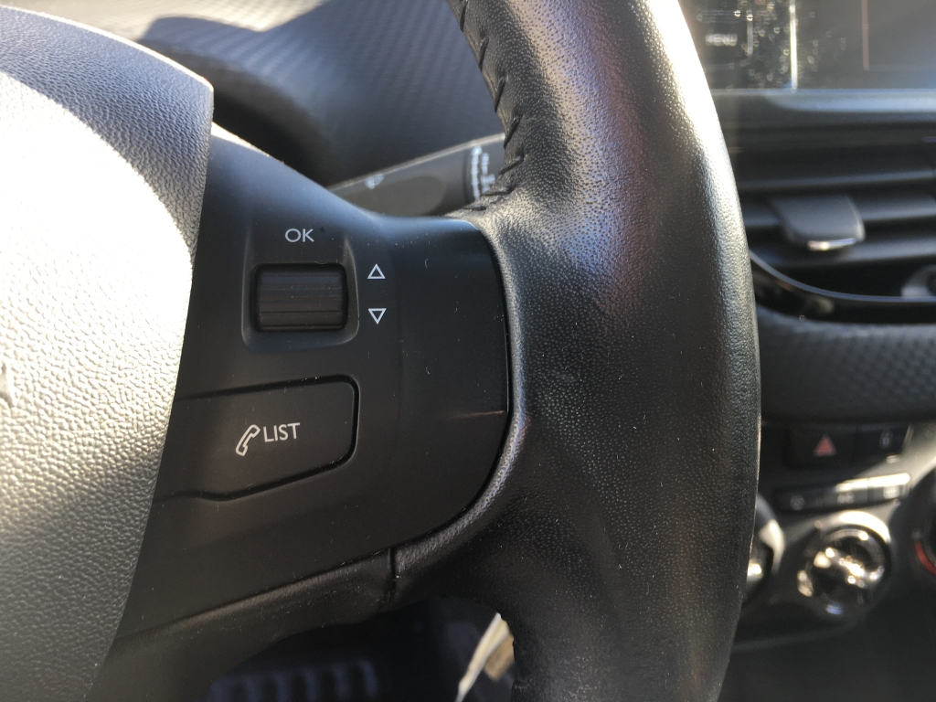 PEUGEOT 2008 1.6 HDI 100CV