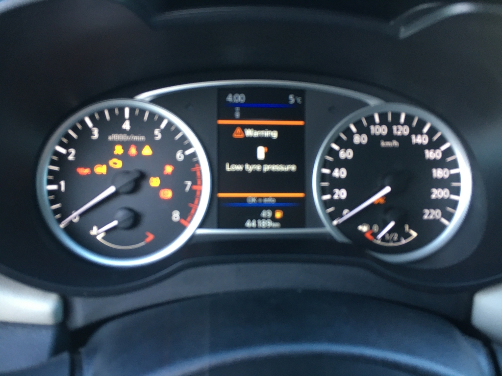 NISSAN MICRA 1.0 INY 100CV 
