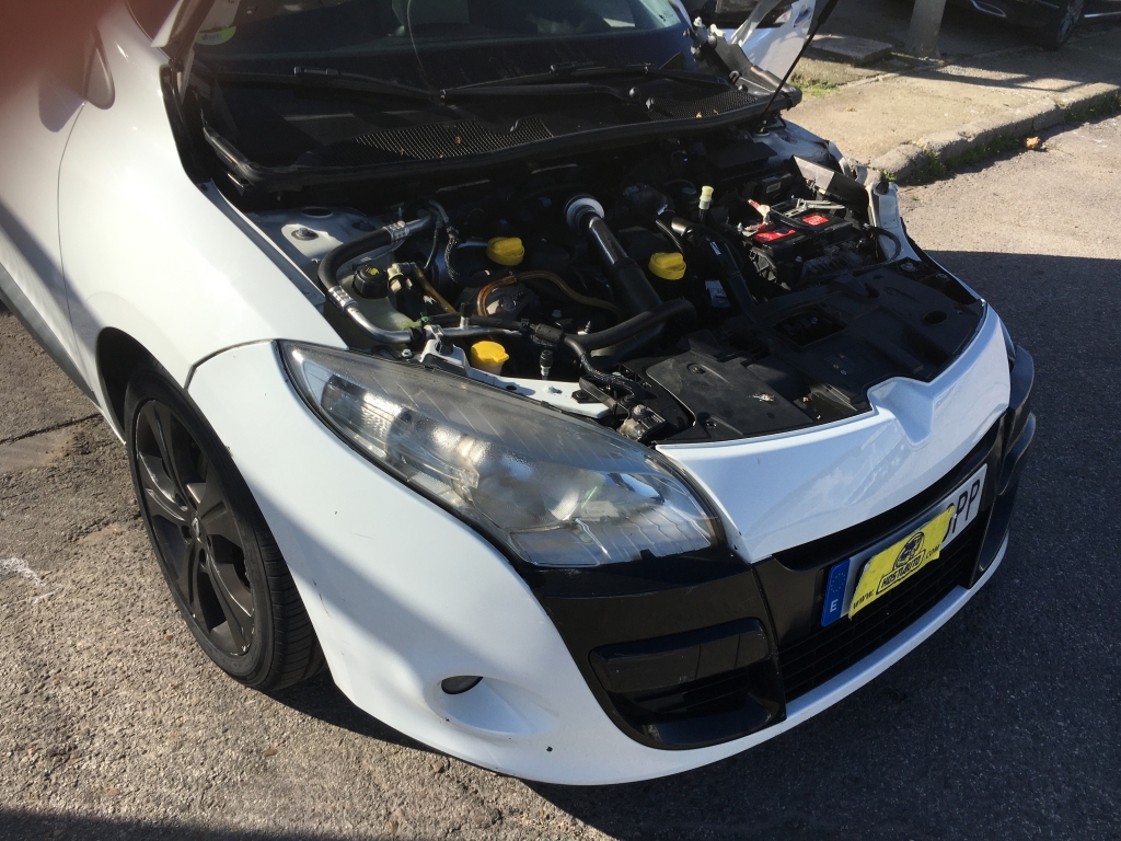 RENAULT MEGANE COUPE 1.5 DCI 106CV