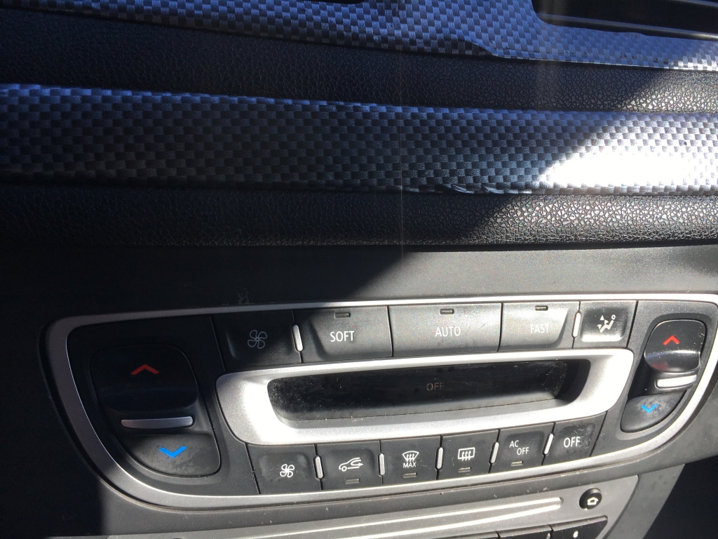 RENAULT MEGANE COUPE 1.5 DCI 106CV