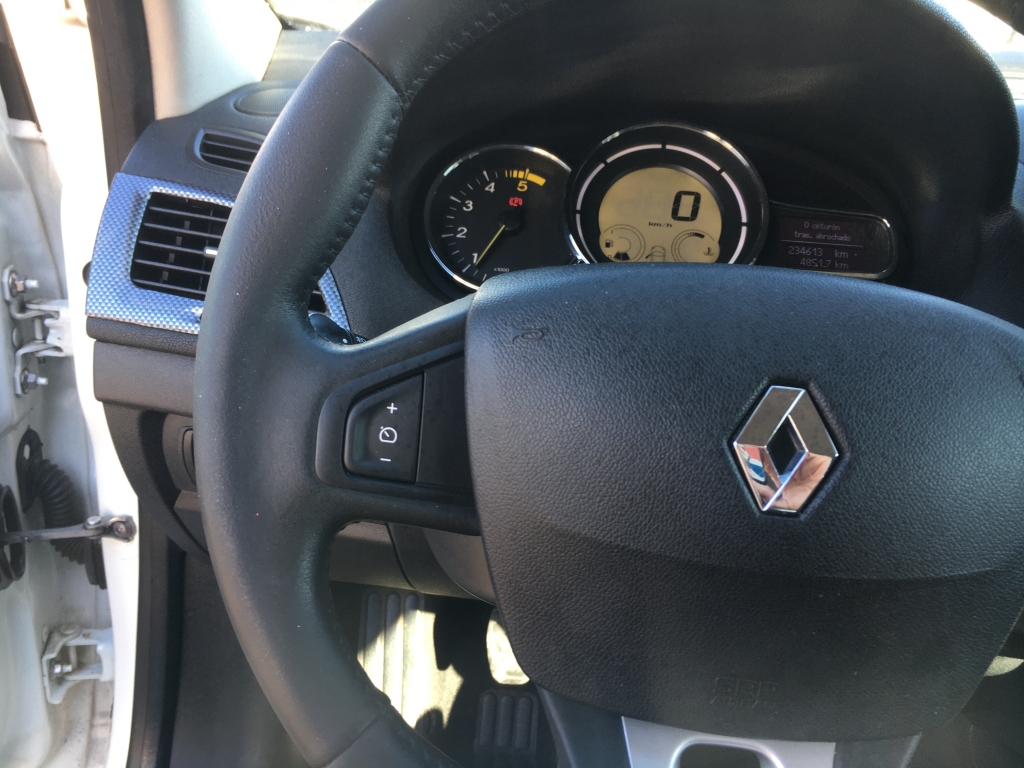 RENAULT MEGANE COUPE 1.5 DCI 106CV