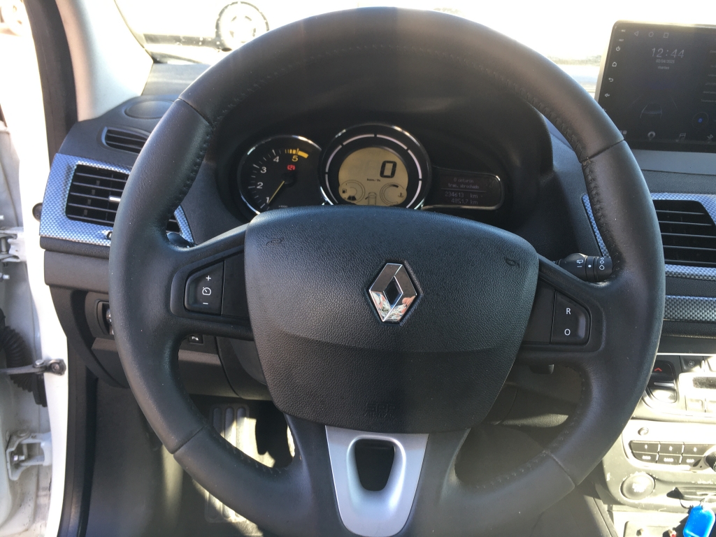 RENAULT MEGANE COUPE 1.5 DCI 106CV