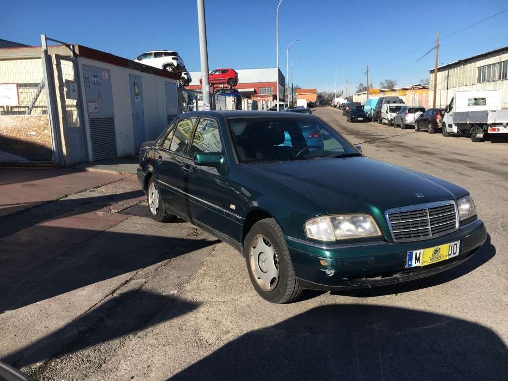 MERCEDES C-180 INY 122CV