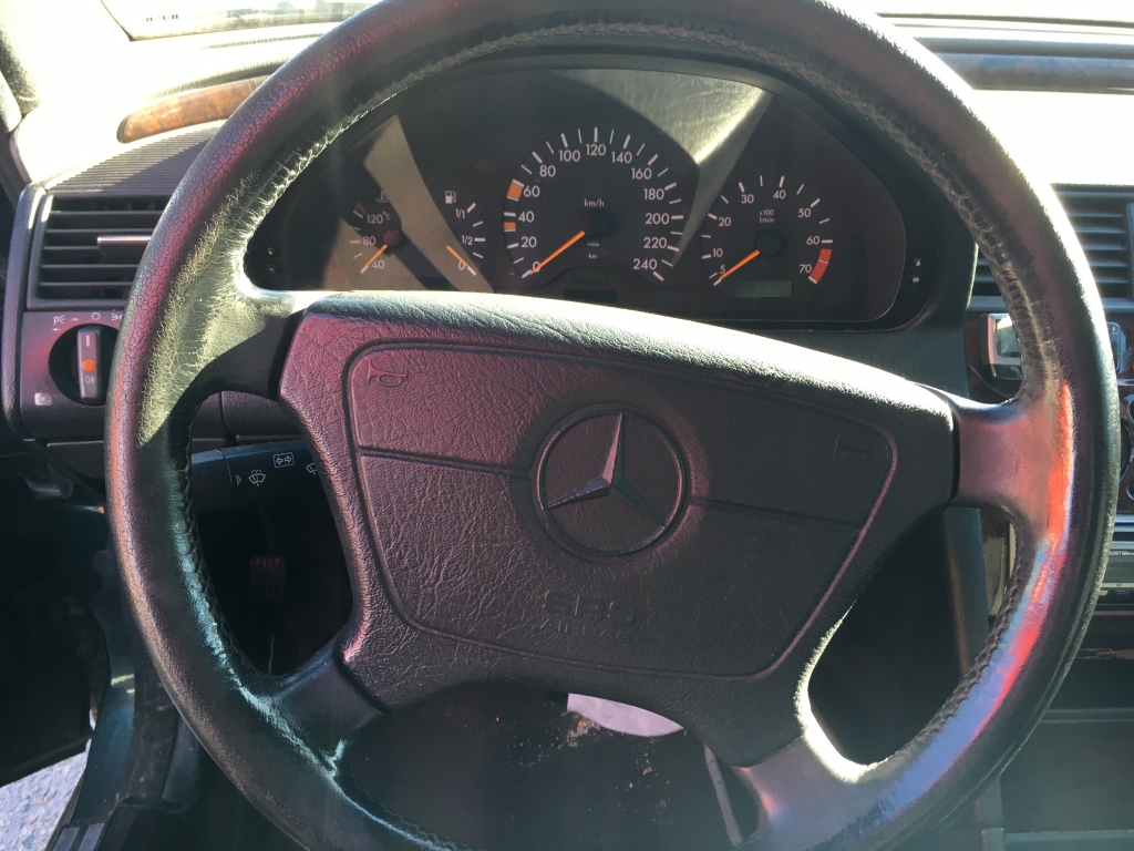 MERCEDES C-180 INY 122CV