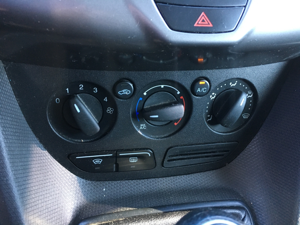 FORD TRANSIT CONNECT ESTRA LARGA 1.6 TDCI 115CV 3 PLAZAS