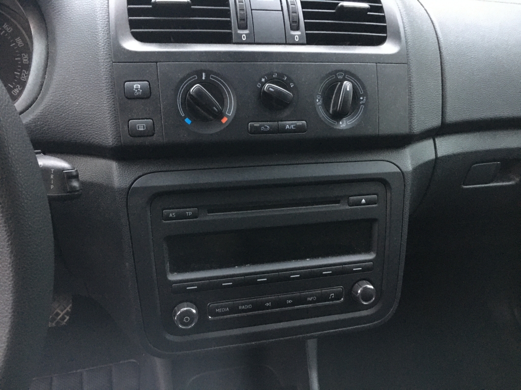 SKODA FABIA 1.2 TSI 70CV