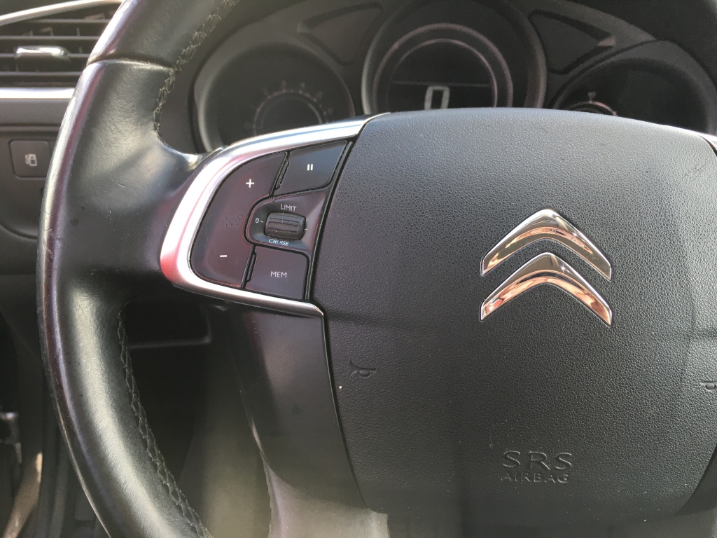 CITROEN C-4 1.6 HDI 120CV CITROEN C-4 1.6 HDI 120CV