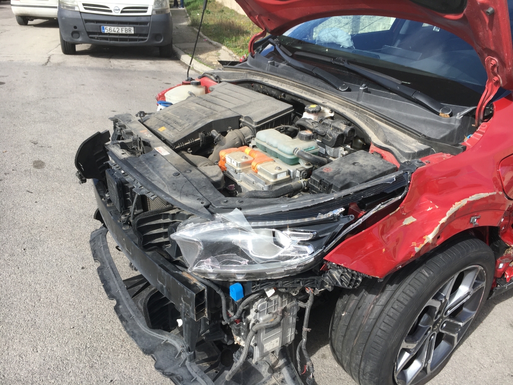 KIA X-CEED 1.6 HIBRIDO ENCHUFABLE 160CV AUT KIA X-CEED 1.6 HIBRIDO ENCHUFABLE 160CV AUT