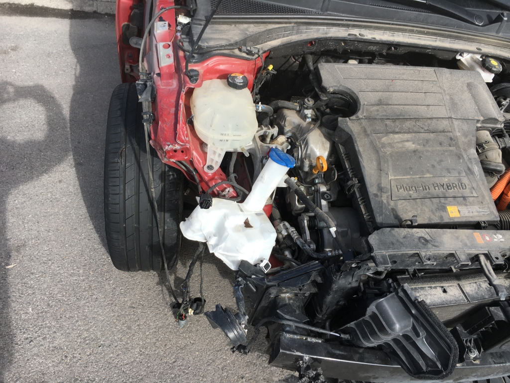 KIA X-CEED 1.6 HIBRIDO ENCHUFABLE 160CV AUT KIA X-CEED 1.6 HIBRIDO ENCHUFABLE 160CV AUT