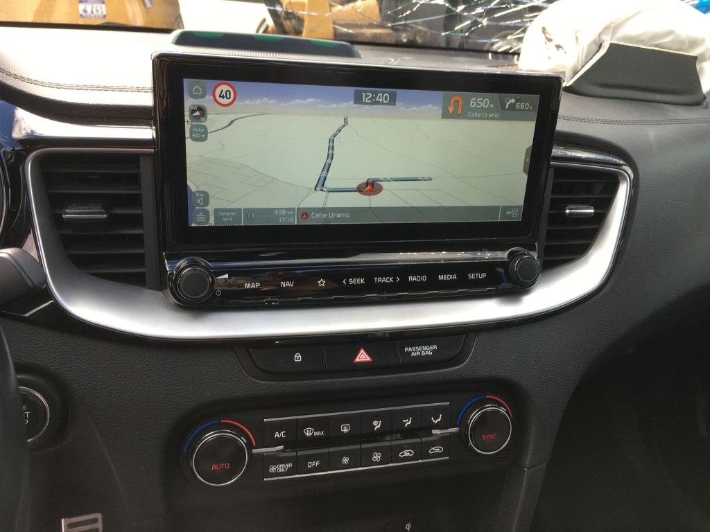 KIA X-CEED 1.6 HIBRIDO ENCHUFABLE 160CV AUT KIA X-CEED 1.6 HIBRIDO ENCHUFABLE 160CV AUT