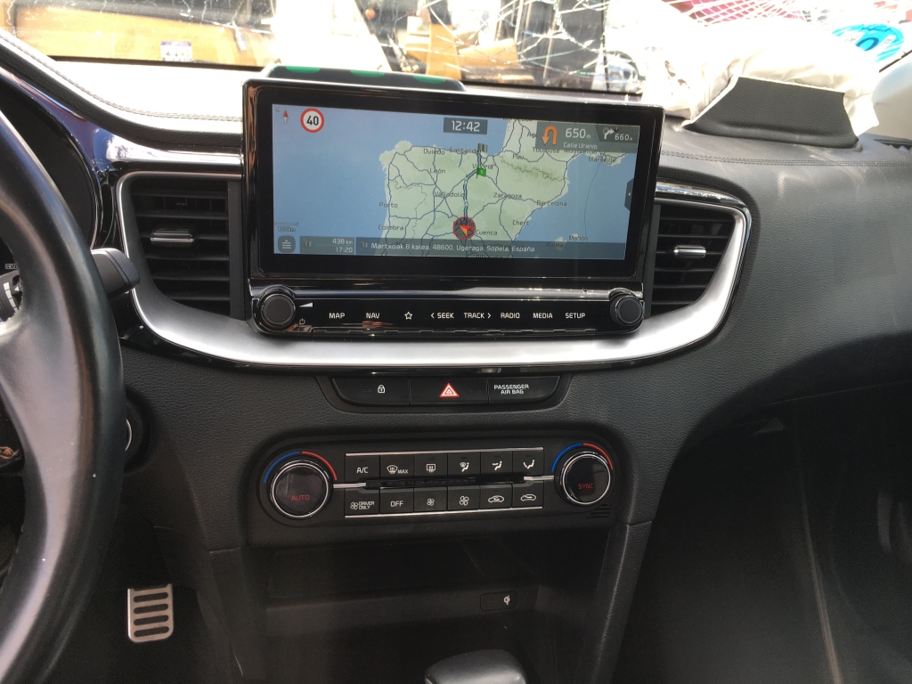 KIA X-CEED 1.6 HIBRIDO ENCHUFABLE 160CV AUT KIA X-CEED 1.6 HIBRIDO ENCHUFABLE 160CV AUT