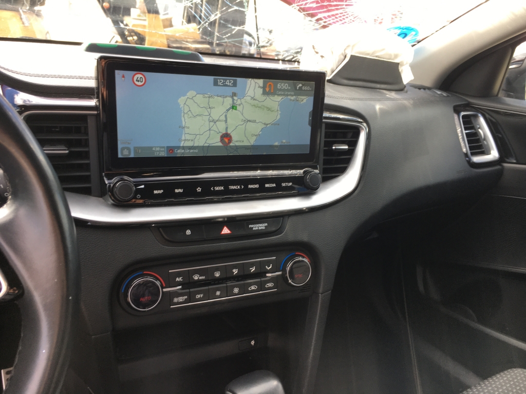 KIA X-CEED 1.6 HIBRIDO ENCHUFABLE 160CV AUT KIA X-CEED 1.6 HIBRIDO ENCHUFABLE 160CV AUT