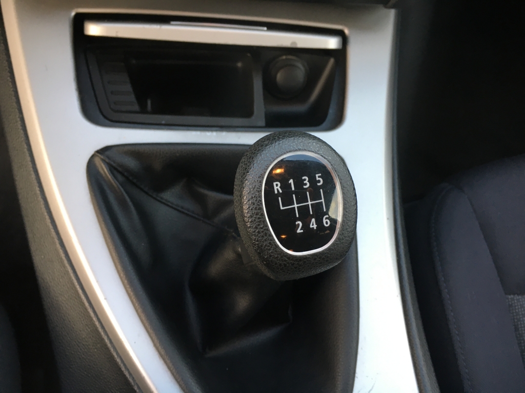 BMW 318 2.0 I 130CV