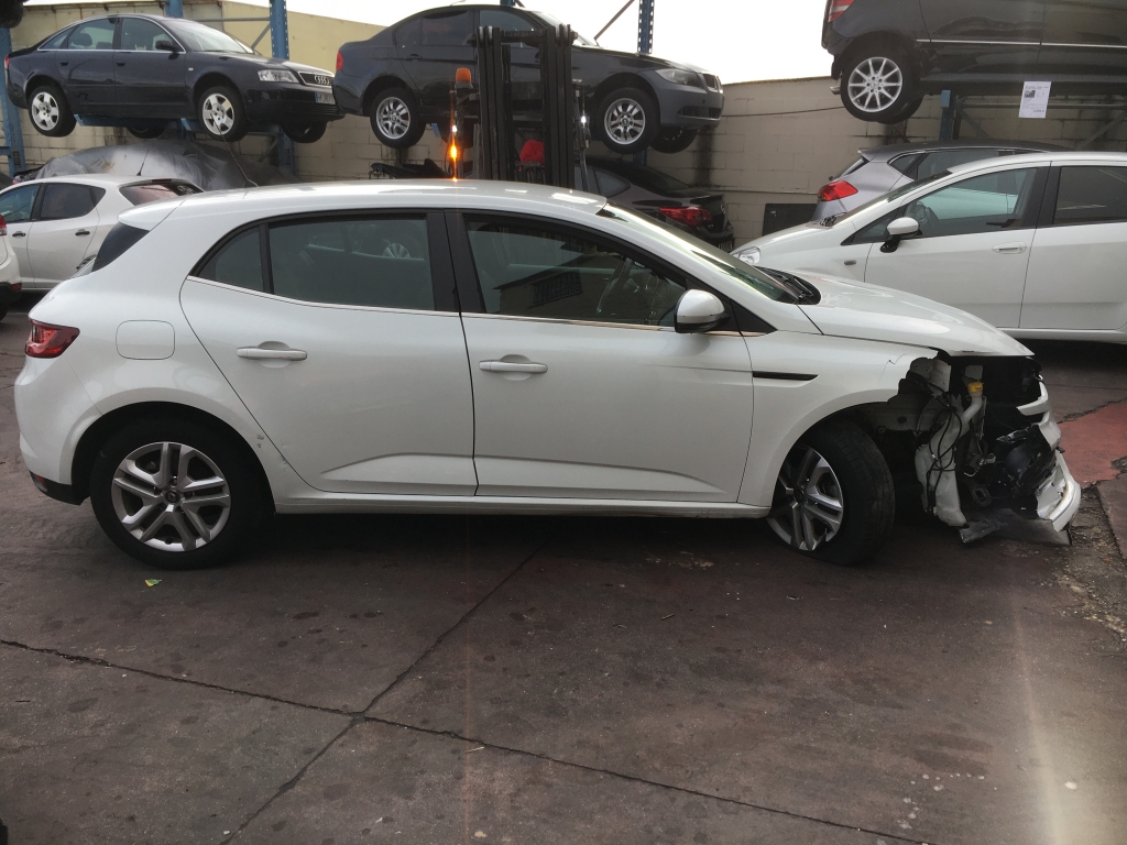 RENAULT MEGANE 1.2 INY 132CV RENAULT MEGANE 1.2 INY 132CV