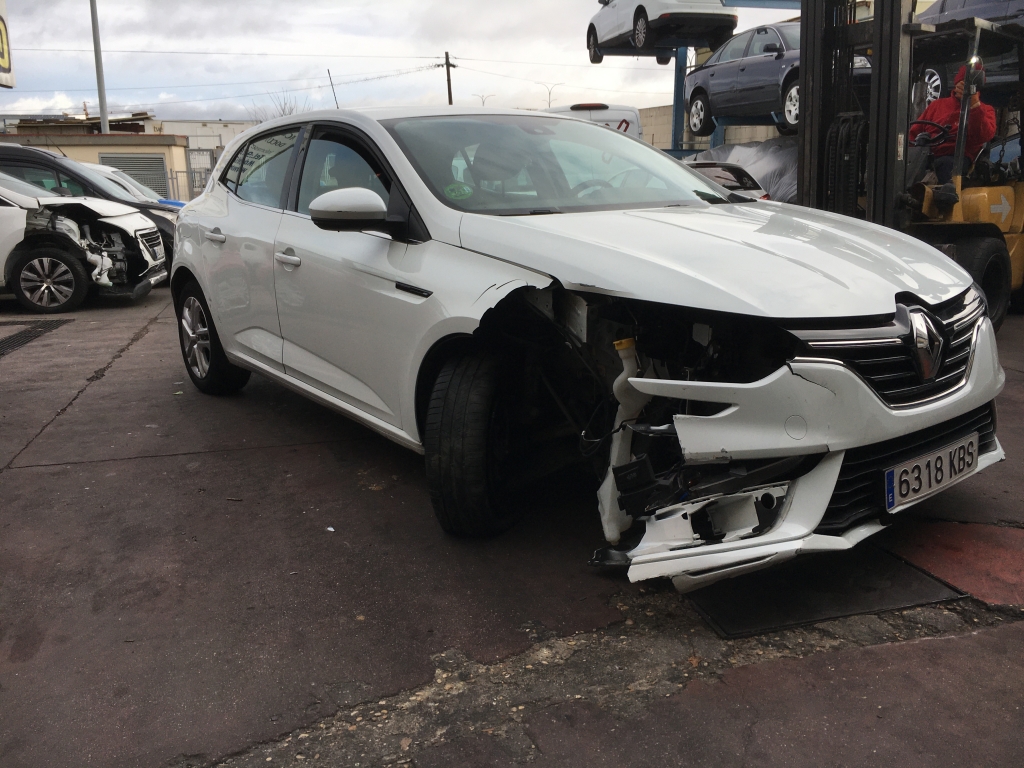 RENAULT MEGANE 1.2 INY 132CV RENAULT MEGANE 1.2 INY 132CV