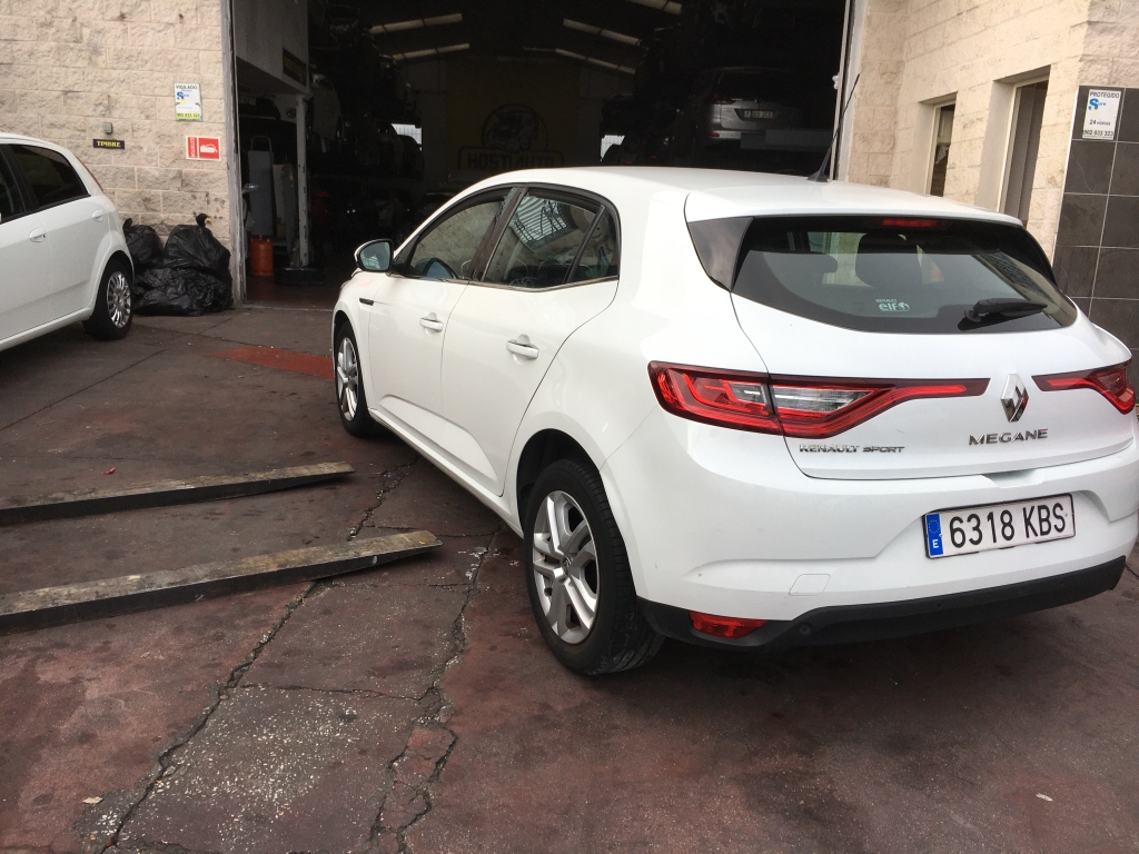 RENAULT MEGANE 1.2 INY 132CV RENAULT MEGANE 1.2 INY 132CV