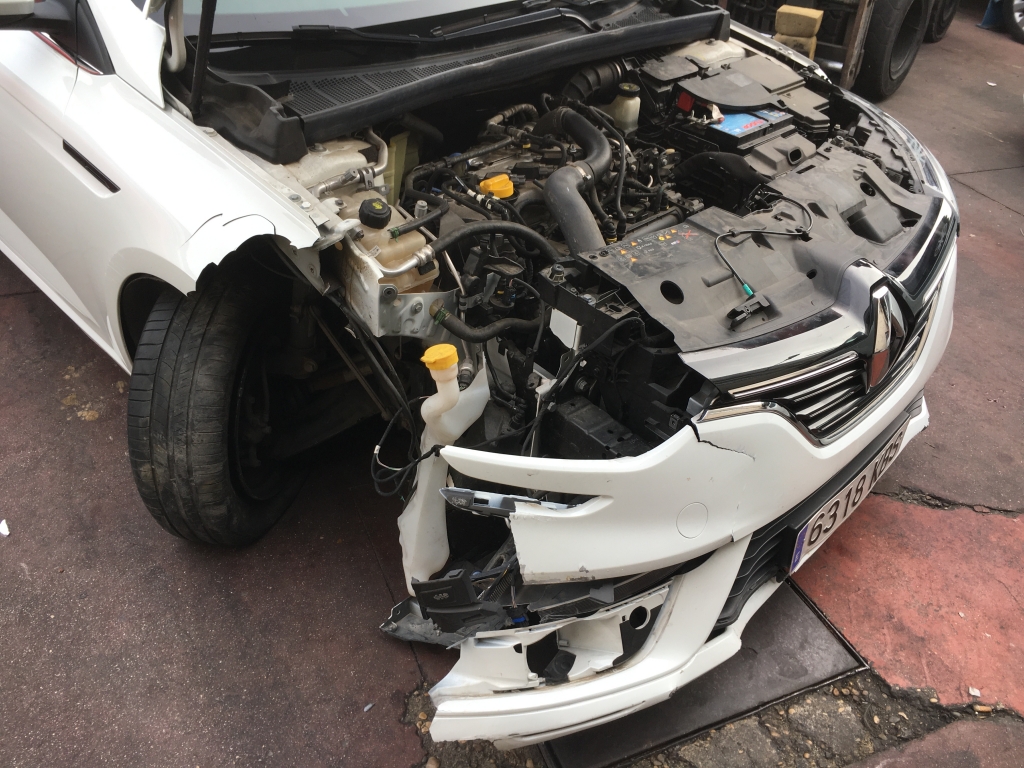 RENAULT MEGANE 1.2 INY 132CV RENAULT MEGANE 1.2 INY 132CV