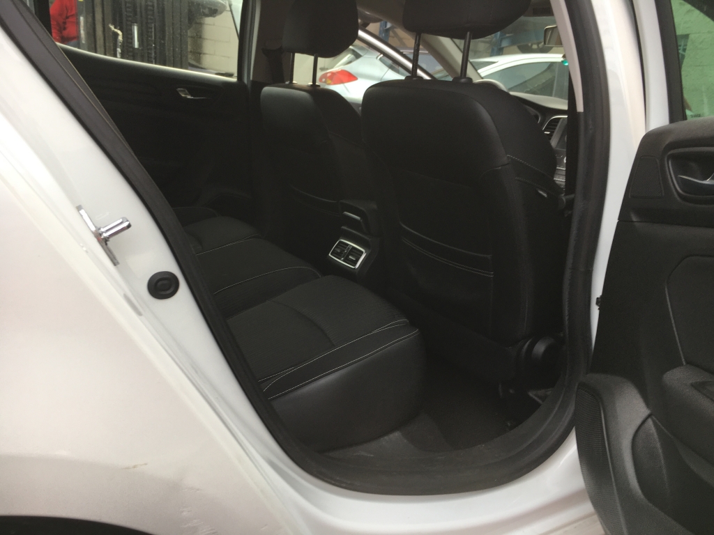 RENAULT MEGANE 1.2 INY 132CV RENAULT MEGANE 1.2 INY 132CV