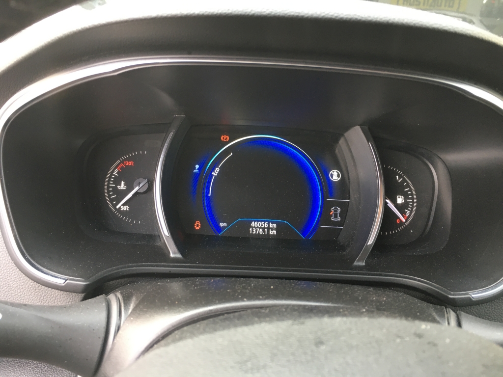 RENAULT MEGANE 1.2 INY 132CV RENAULT MEGANE 1.2 INY 132CV