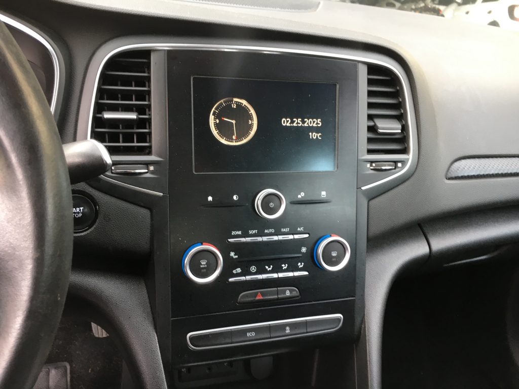 RENAULT MEGANE 1.2 INY 132CV RENAULT MEGANE 1.2 INY 132CV