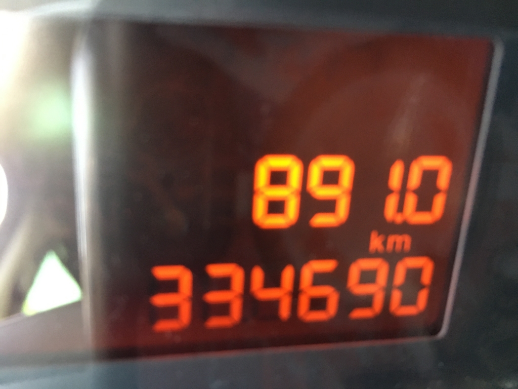 PEUGEOT 5008 1.6 HDI 120CV 7 PLAZAS