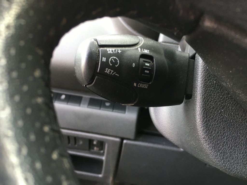 PEUGEOT 5008 1.6 HDI 120CV 7 PLAZAS