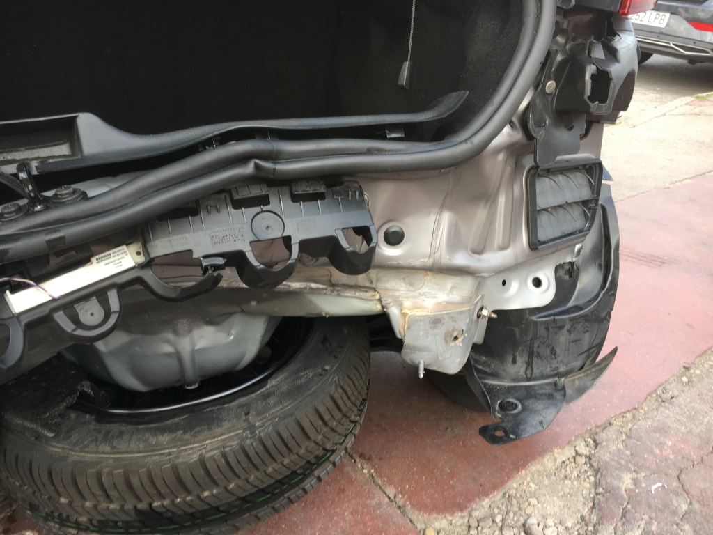 RENAULT CLIO 900CC INY 90CV