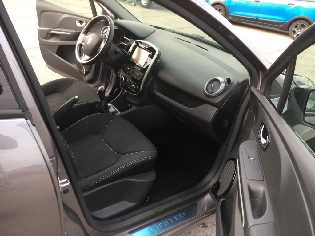 RENAULT CLIO 900CC INY 90CV