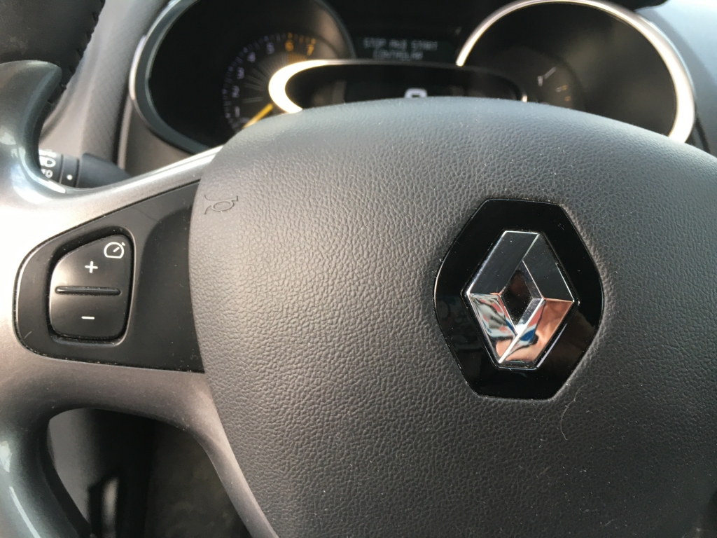 RENAULT CLIO 900CC INY 90CV