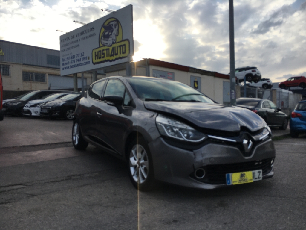 RENAULT CLIO 900CC INY 90CV