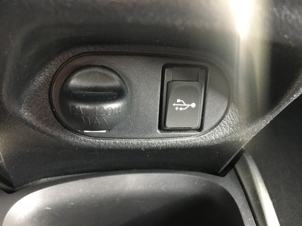 TOYOTA YARIS 1.5 HIBRIDO 75CV AUT
