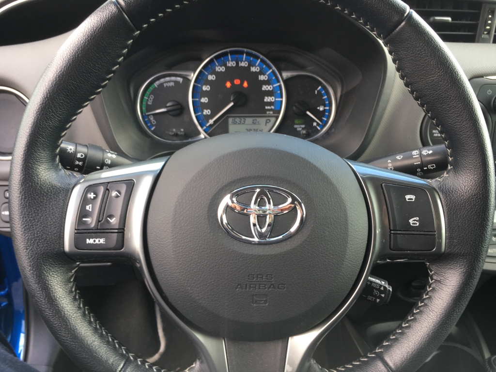 TOYOTA YARIS 1.5 HIBRIDO 75CV AUT