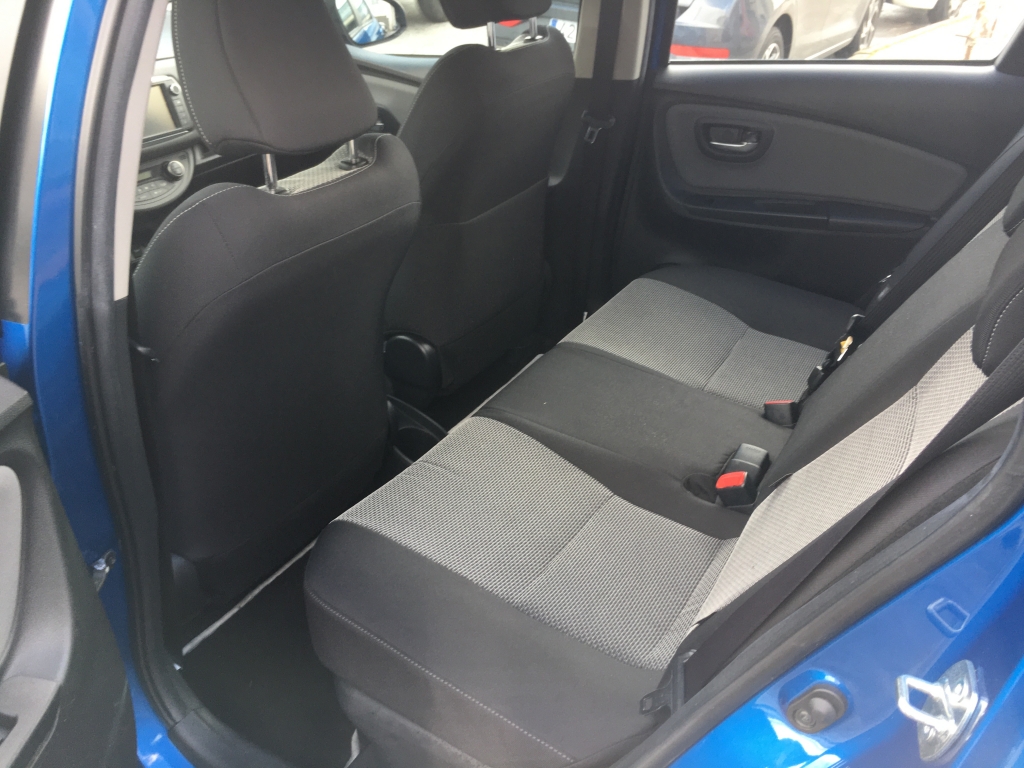 TOYOTA YARIS 1.5 HIBRIDO 75CV AUT
