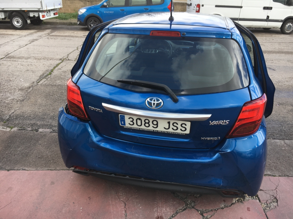 TOYOTA YARIS 1.5 HIBRIDO 75CV AUT