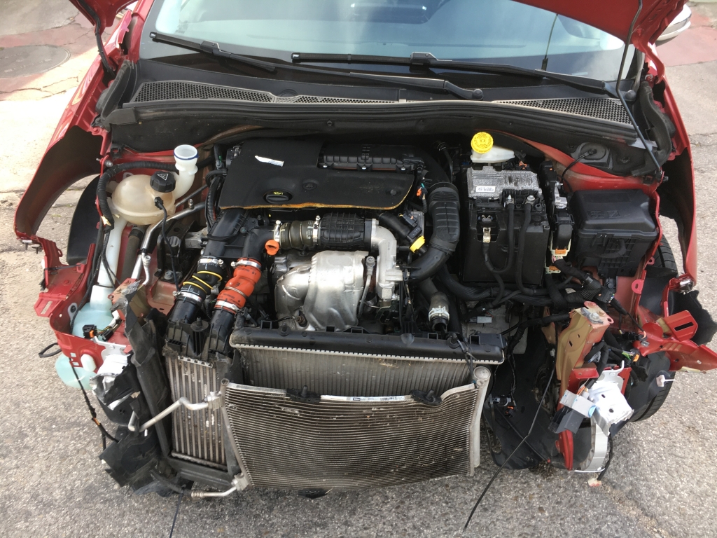 PEUGEOT 208 1.6 HDI 100CV