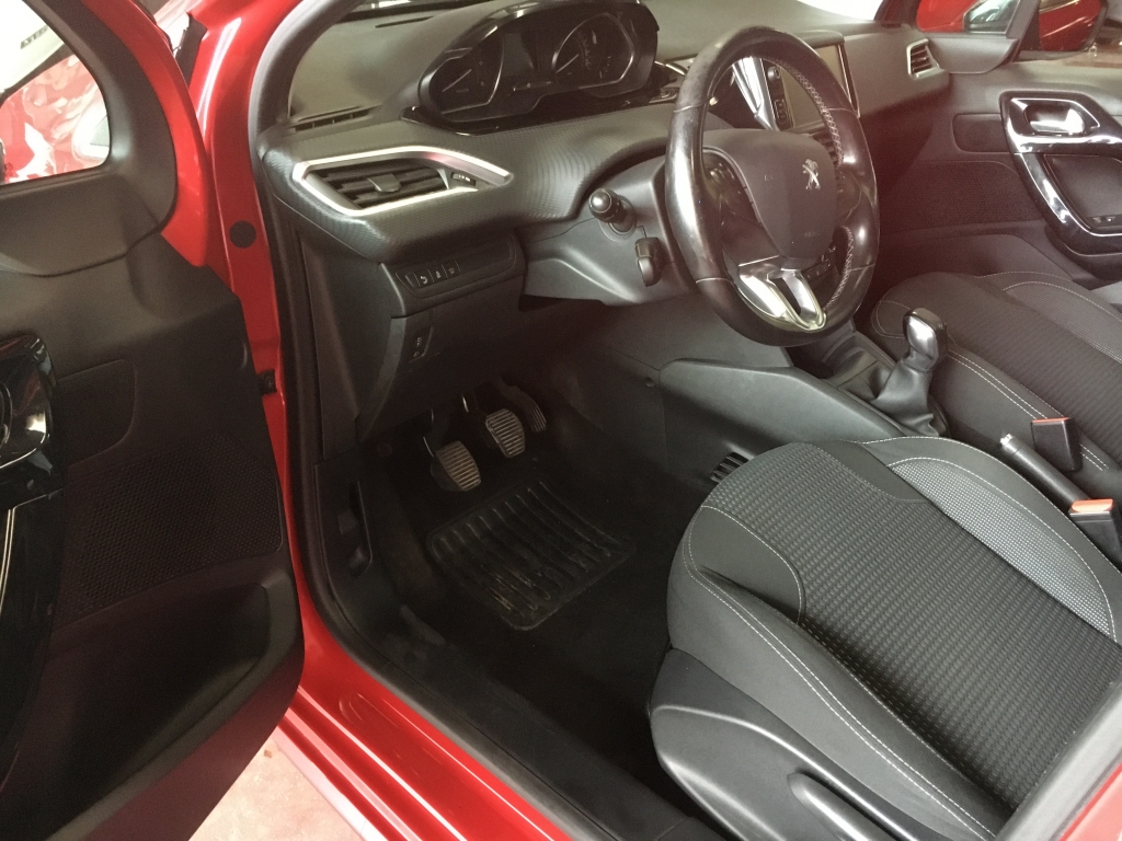 PEUGEOT 208 1.6 HDI 100CV