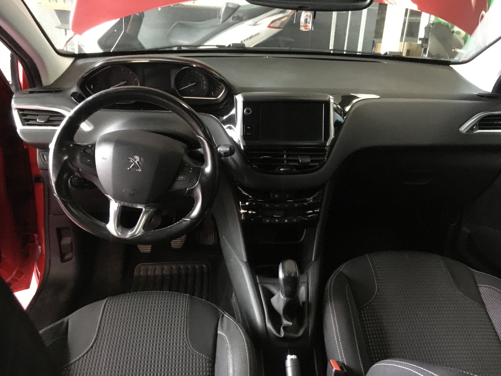 PEUGEOT 208 1.6 HDI 100CV
