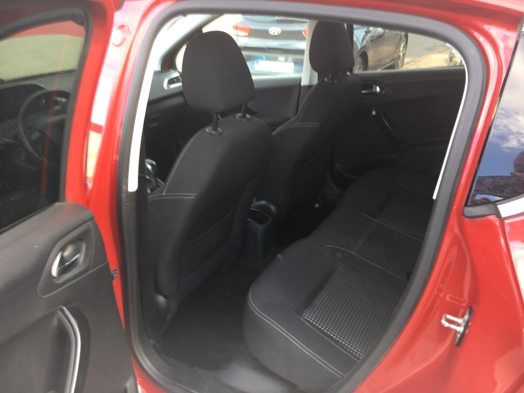 PEUGEOT 208 1.6 HDI 100CV