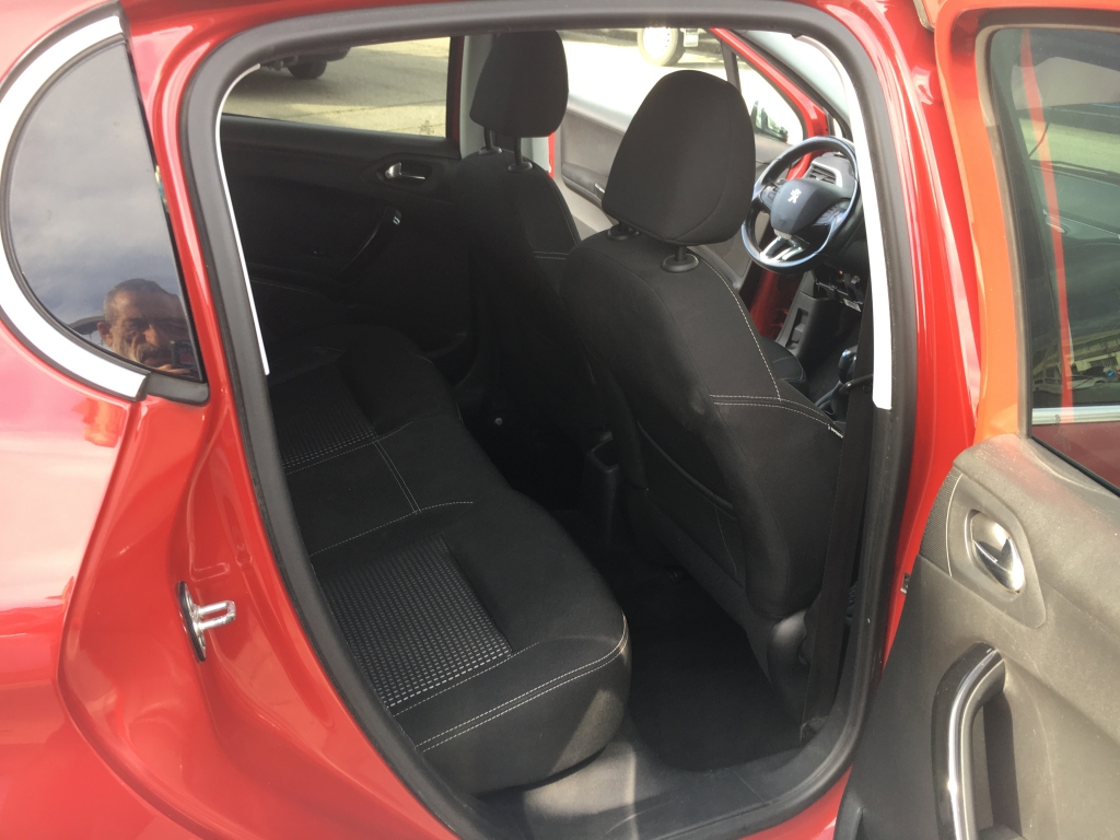 PEUGEOT 208 1.6 HDI 100CV
