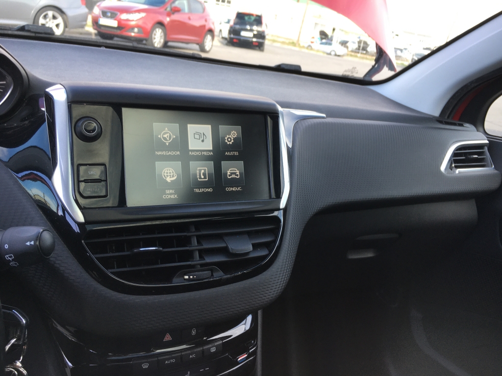 PEUGEOT 208 1.6 HDI 100CV