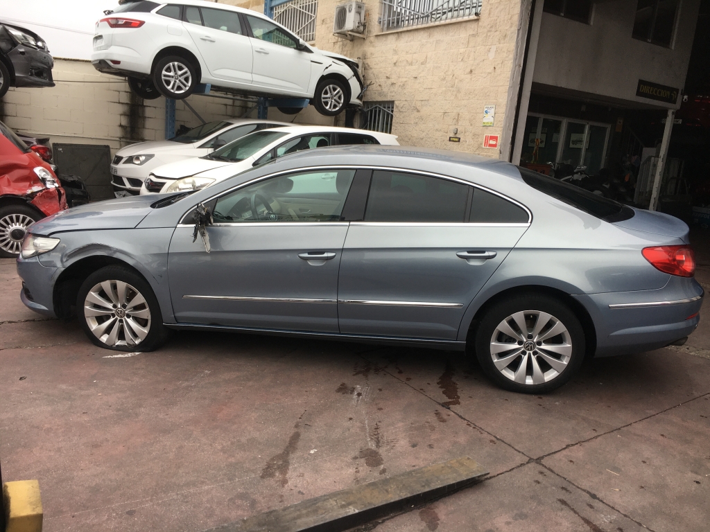 VOLKSWAGEN PASSAT CC 2.0 TDI 140CV DSG