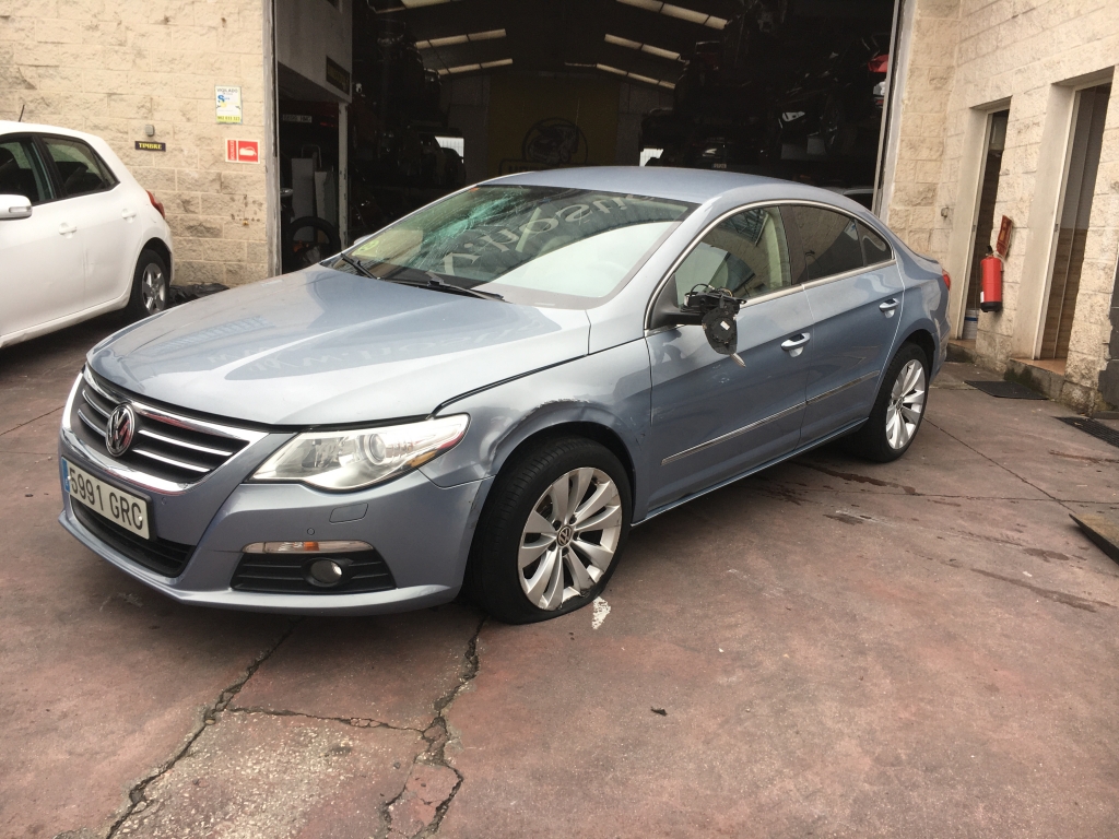 VOLKSWAGEN PASSAT CC 2.0 TDI 140CV DSG