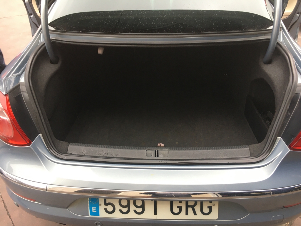 VOLKSWAGEN PASSAT CC 2.0 TDI 140CV DSG