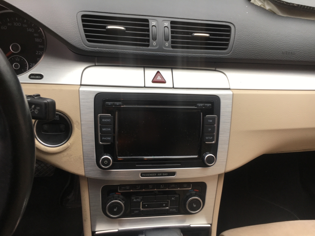 VOLKSWAGEN PASSAT CC 2.0 TDI 140CV DSG