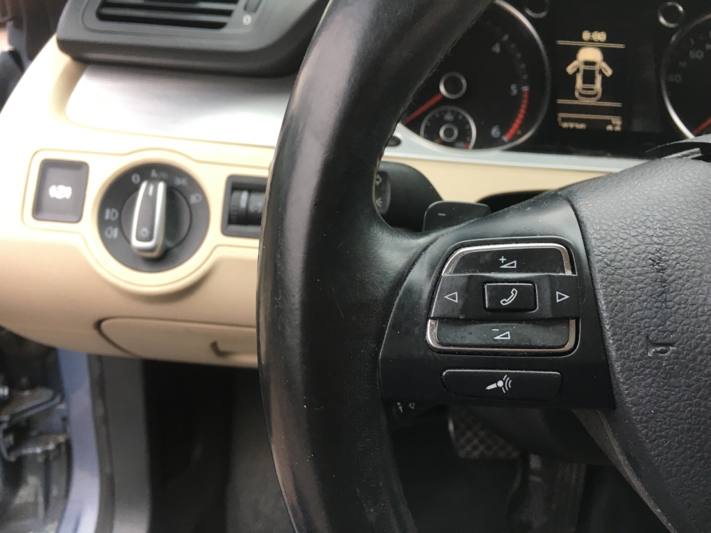 VOLKSWAGEN PASSAT CC 2.0 TDI 140CV DSG