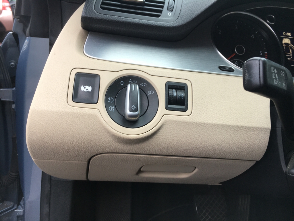 VOLKSWAGEN PASSAT CC 2.0 TDI 140CV DSG