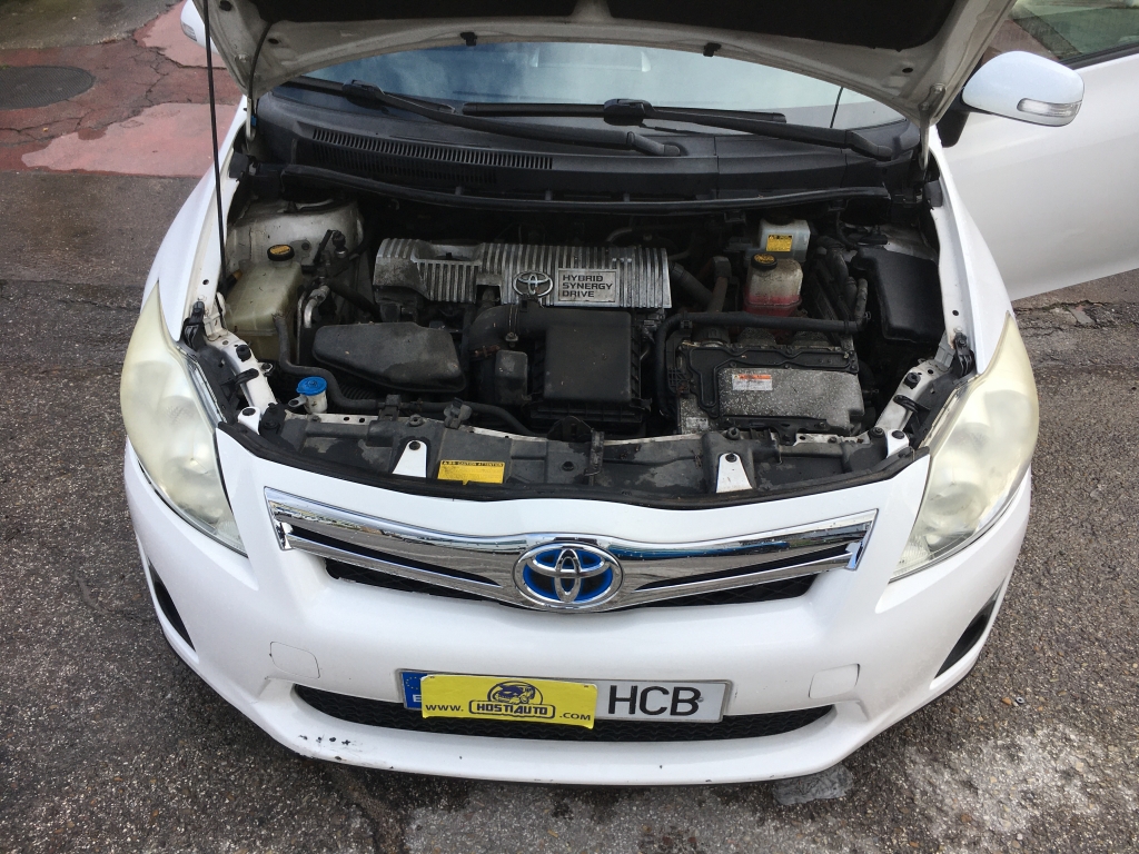 TOYOTA AURIS 1.8 HIBRIDO 136CV AUT